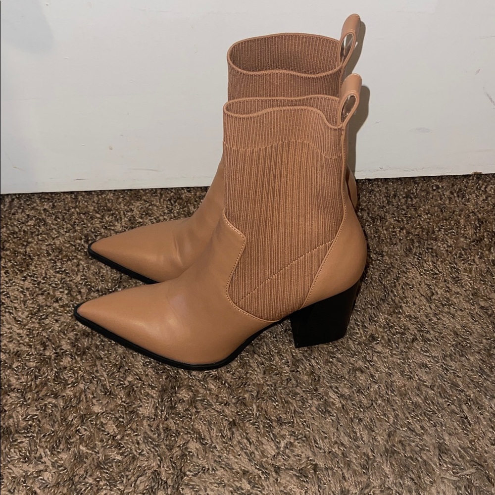 Women’s Tan Pointed Toe Block Heel Ankle Boots